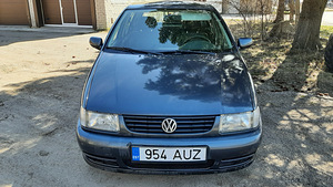 Volkswagen Polo (9 foto / 11)
