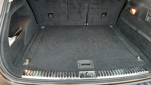 Volkswagen Touareg (4 foto / 13)