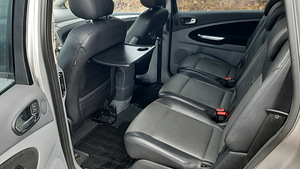 FORD S-MAX (8 фото из 11)