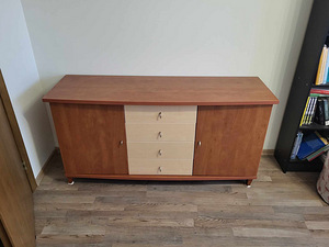 Suur ja tugev puidust kummut 147x73x47,5cm (7 foto / 10)