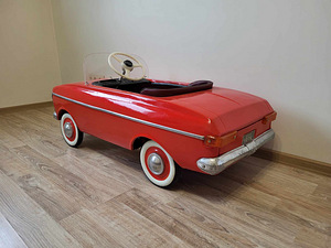 Moskvich plekist laste pedaalauto 1978 (4 foto / 10)