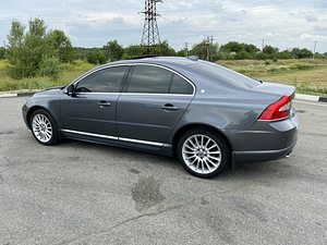 Volvo S80, D5, 151 kW, AWD (5 foto / 8)