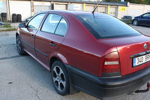 Skoda Octavia 1,9 66kW (3 foto / 6)
