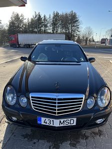 Mercedes Benz w211 4matic (1 foto / 10)