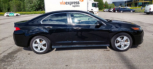 Honda Accord 2.4 2010 (4 foto / 8)
