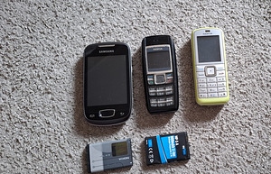 3 mobile phone (1 foto / 2)
