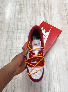 Nike Off-White x Nike Dunk Low Leather tossud (2 foto / 4)