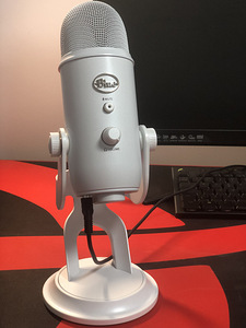 Blue yeti (1 foto / 3)