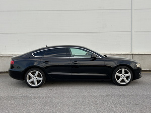 Audi A5 Sportback (6 фото из 11)