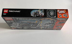 LEGO Technic 9397 Logging Truck (4 foto / 10)