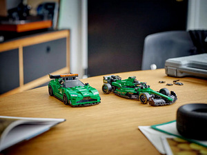 Lego Speed Champions 76925 Aston Martin AMR23 F1 Formula 1 (10 foto / 10)