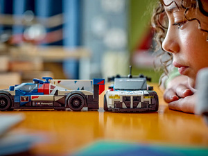 New Uus Lego Speed Champions 76922 BMW M4 GT3 & M Hybrid V8 (9 foto / 10)