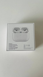 AirPods Pro (2 фото из 6)