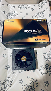 Seasonic Focus Plus Gold 550W (1 foto / 4)
