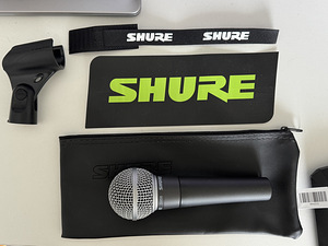Продаю динамический микрофон Shure SM58 (1 фото из 3)