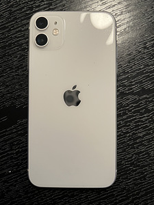 iPhone 11 128gb (1 foto / 2)