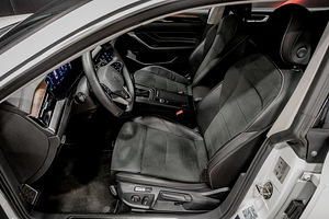Volkswagen Arteon e-Hybrid Elegance (9 foto / 10)