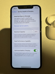 iPhone 11 Pro + AirPods Pro (1 foto / 4)