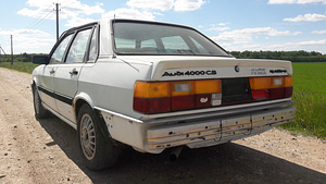 Audi 4000 quattro (2 foto / 15)