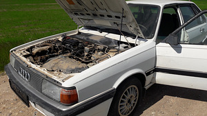 Audi 4000 quattro (9 foto / 15)