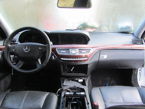Mercedes-Benz S420 CDI W221 LHD varuosadeks (6 foto / 10)