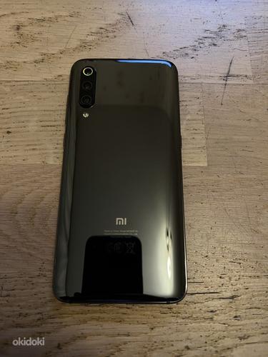 Xiaomi Mi 9 (фото #2)
