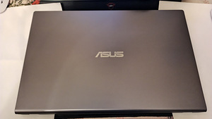 ASUS A516 (7 foto / 10)