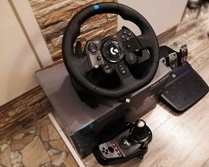 Müüa mängurirooli komplekt G923 + G27. (2 foto / 5)