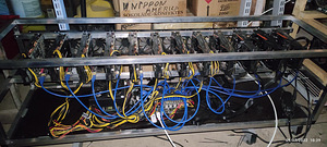 Майнер 365MH 12xRX580 8gb (1 фото из 2)