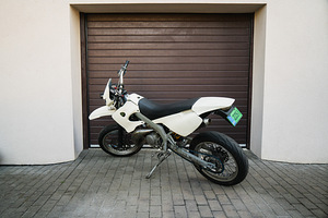 DERBI SENDA SM (2 foto / 10)