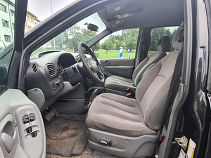 Chrysler Grand Voyager 2.8 ATM (8 foto / 12)
