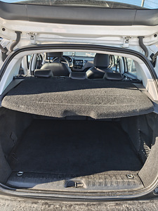 Peugeot 2008 (14 foto / 15)