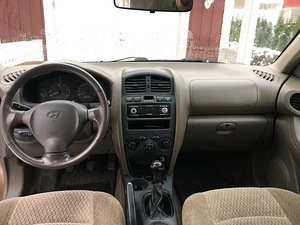 Hyundai Santa Fe (11 foto / 14)
