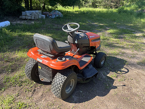 Murutraktor Husqvarna TS38 (6 foto / 9)