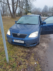 Toyota Corolla (1 фото из 5)