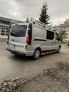 Opel Vivaro (2 фото из 8)