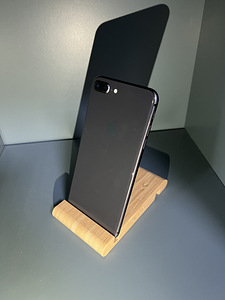 iPhone 8 plus 64gb (1 фото из 4)