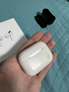 AirPods Pro (5 foto / 5)