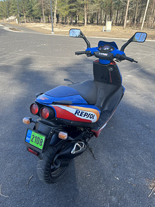 Aprilia SR50 2003.a (3 foto / 8)
