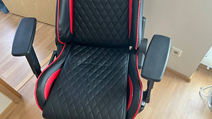 HyperX Blast игровой стул (3 фото из 5)