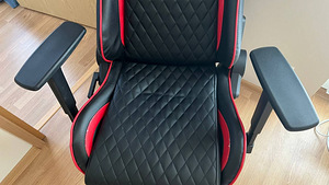HyperX Blast игровой стул (4 фото из 5)