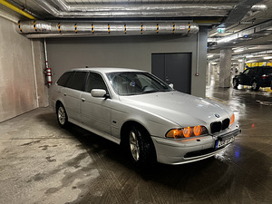 BMW 530d ATM 2003 (2 foto / 9)