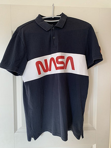 Продам футболку НАСА!