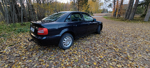 Audi A4 B5 Facelift 1.9TDI 81kw (4 foto / 9)