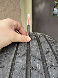 215/65/17 Шины Hankook VentusX3 (2 фото из 3)