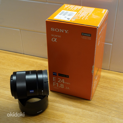 Sony E24mm F1.8 ZA ZEISS (фото #1)