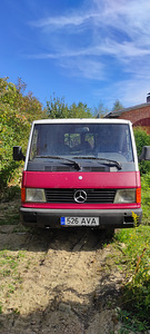 MERCEDES-BENZ 100 D KOMBI (1 foto / 8)