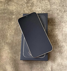 iPhone 12 Pro, золотой, 128 ГБ (2 фото из 4)