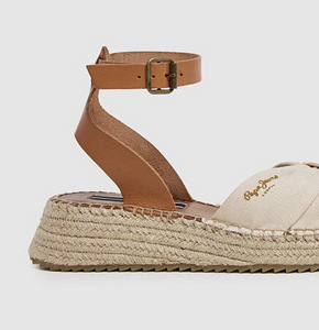 Müüa Pepe Jeans sandaalid (1 foto / 4)