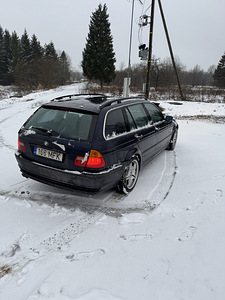 BMW 328i (3 фото из 15)